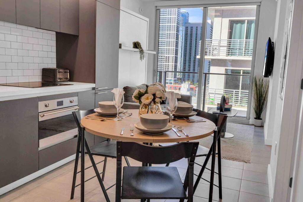 דירות Breathtaking 1Br In The Heart מיאמי מראה חיצוני תמונה